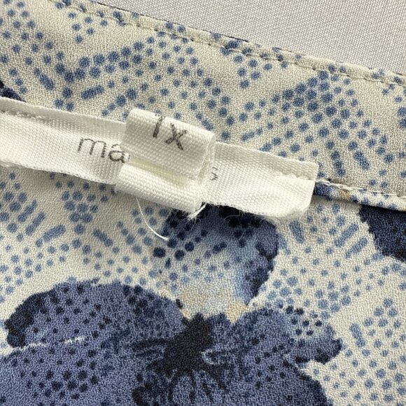 Maurices Women's Top Size 1X Blue Floral 3/4 Sleeve Popover V Neck Button Accent - Picture 2 of 9